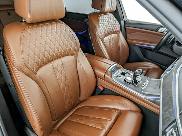 2021 BMW X7 30d I (G07), чёрный, 9200000 рублей - вид 26