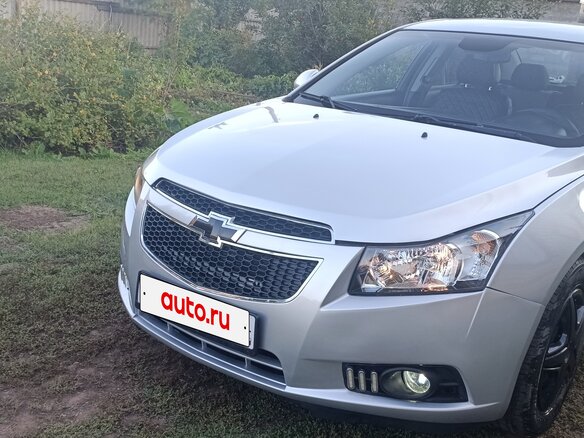 2012 Chevrolet Cruze I, серебристый - вид 1