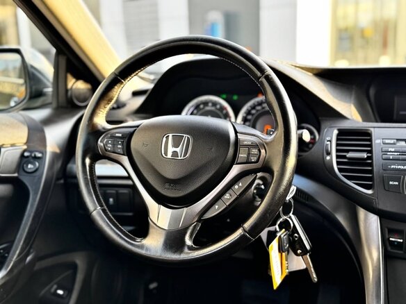 2012 Honda Accord VIII Рестайлинг, чёрный, 1595000 рублей - вид 15