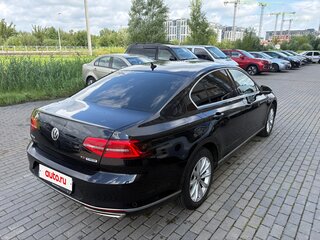 2015 Volkswagen Passat B8, чёрный, 1799000 рублей, вид 3