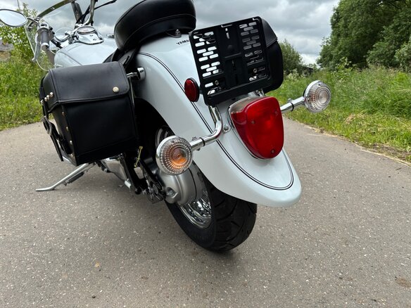 2009 Yamaha XVS650 Drag Star, белый, 550000 рублей - вид 5