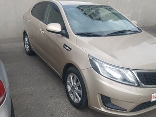 2014 Kia Rio III, бежевый, 950000 рублей, вид 2