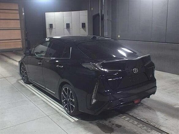 2019 Toyota Prius IV Рестайлинг (XW50), чёрный, 2450000 рублей - вид 5