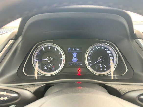 2020 Hyundai Sonata VIII (DN8), серый, 1800000 рублей - вид 5