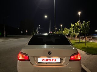 2009 BMW 5 серии 525xi V (E60/E61) Рестайлинг, белый, 1510000 рублей, вид 2