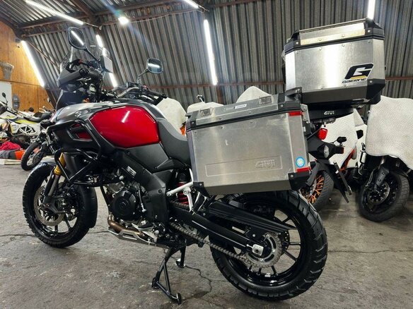 2015 Suzuki V-Strom 1000, красный, 780000 рублей - вид 5