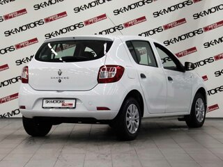 2019 Renault Sandero II Рестайлинг, белый, 725250 рублей, вид 4