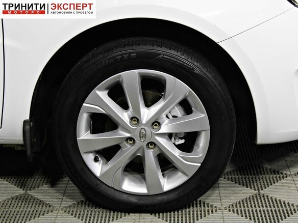 2024 Lada (ВАЗ) Vesta I Рестайлинг (NG), белый - вид 8