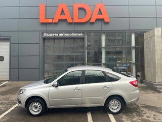 2026 Lada (ВАЗ) Granta I Рестайлинг, серебристый, 1037000 рублей, вид 5