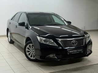 2013 Toyota Camry VII (XV50), чёрный, 1800000 рублей, вид 3