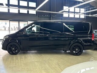 2023 Mercedes-Benz V-Класс Extra Long 220 d экстра длинный III (W447) Рестайлинг 2, чёрный, 6533084 рублей, вид 3