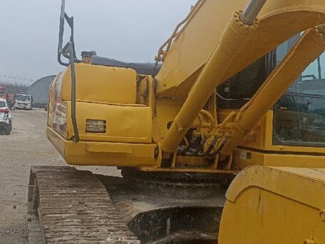 2022 Komatsu PC220-8, жёлтый, 10847000 рублей, вид 1