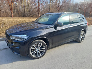 2016 BMW X5 50i III (F15), чёрный, 3900000 рублей, вид 4