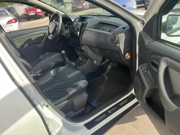 2016 Renault Duster I Рестайлинг, белый, 999000 рублей - вид 12