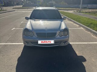 2005 Mercedes-Benz C-Класс 230 II (W203) Рестайлинг, серебристый, 550000 рублей, вид 4