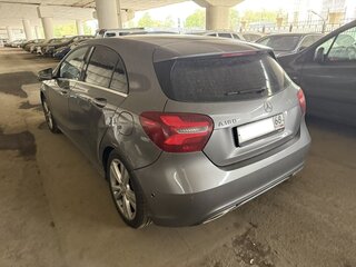 2015 Mercedes-Benz A-Класс 180 III (W176), серый, 1083000 рублей, вид 4