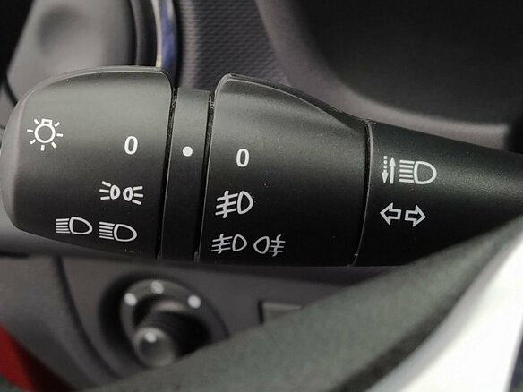 2021 Renault Logan Stepway II Рестайлинг, красный, 1173000 рублей - вид 8
