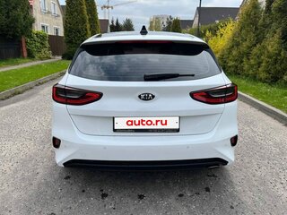 2019 Kia Ceed III, белый, 1747000 рублей, вид 4