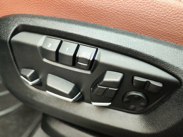 2017 BMW X6 40d II (F16), чёрный, 4299000 рублей - вид 21