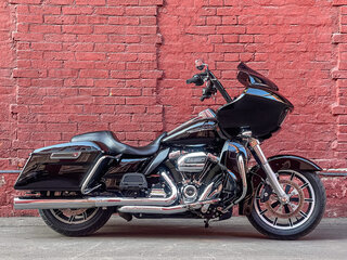 2019 Harley-Davidson Road Glide, чёрный, 1600000 рублей, вид 5