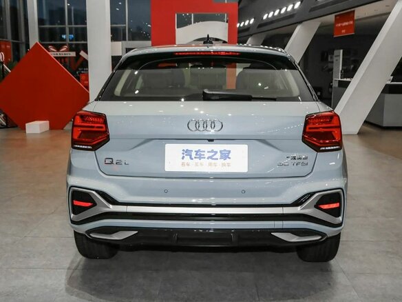 2026 Audi Q2 L 35 TFSI I Рестайлинг, серый, 4400000 рублей - вид 6