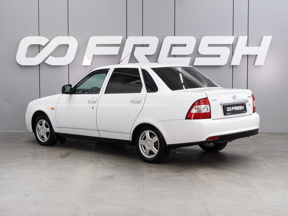 2015 Lada (ВАЗ) Priora I Рестайлинг, белый, 619000 рублей - вид 1