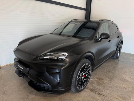 2026 Porsche Cayenne Coupé Turbo Electric IV, чёрный, 12390000 рублей, вид 1