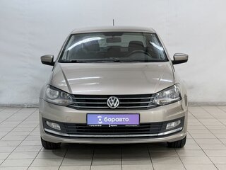 2015 Volkswagen Polo V Рестайлинг, бежевый, 890000 рублей, вид 3