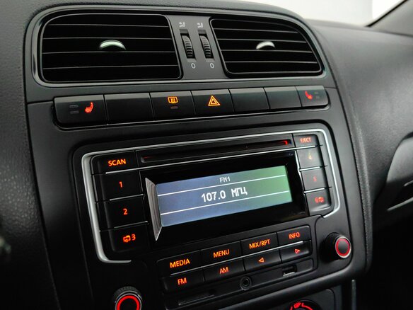 2015 Volkswagen Polo V, синий, 799000 рублей - вид 13