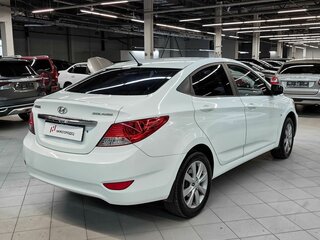 2012 Hyundai Solaris I, белый, 614000 рублей, вид 3
