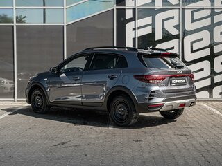 2022 Kia Rio X IV Рестайлинг, серый, 1840000 рублей, вид 2