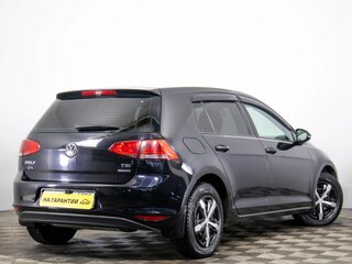2013 Volkswagen Golf VII, чёрный, 929000 рублей, вид 4