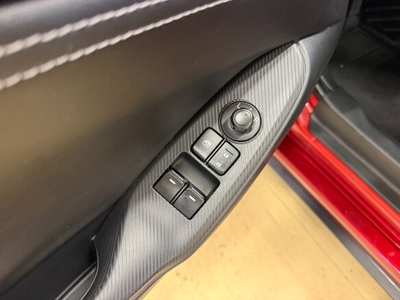 2023 Mazda MX-5 IV (ND), красный, 2900777 рублей - вид 16
