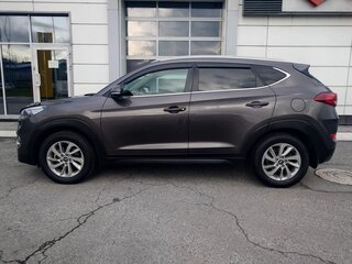 2018 Hyundai Tucson III, коричневый, 2000000 рублей, вид 2