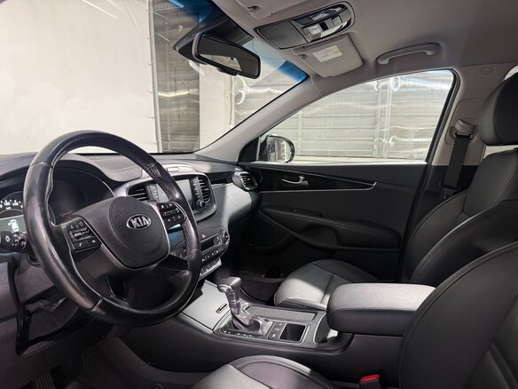 2018 Kia Sorento III Prime Рестайлинг, серый, 2599800 рублей - вид 9