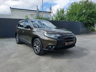 2015 Mitsubishi Outlander III Рестайлинг 2, коричневый, 1789000 рублей, вид 3
