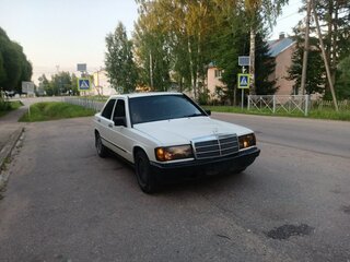 1985 Mercedes-Benz 190 (W201), белый, 180000 рублей, вид 3