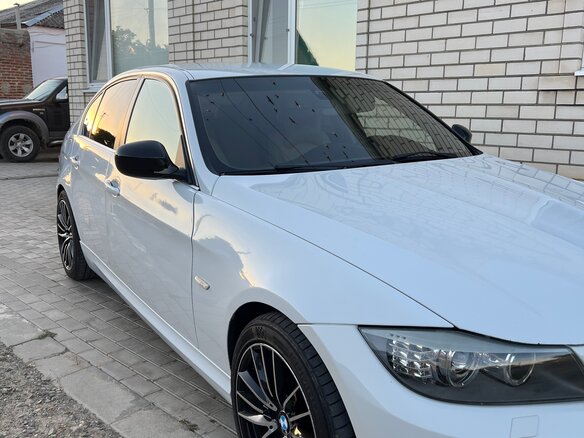 2011 BMW 3 серии 320i V (E90/E91/E92/E93) Рестайлинг, белый, 1000000 рублей - вид 10