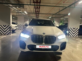 2020 BMW X5 30d IV (G05/G18), белый, 7700000 рублей, вид 3