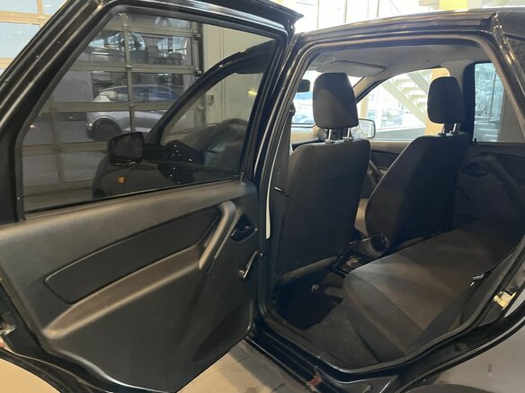 2012 Lada (ВАЗ) Granta I, чёрный, 170000 рублей - вид 23