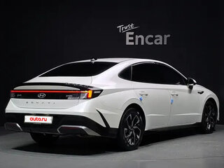 2025 Hyundai Sonata VIII (DN8) Рестайлинг, белый, 2400000 рублей, вид 4