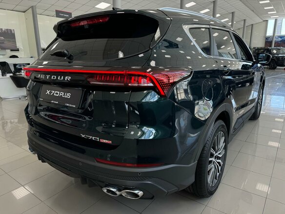2026 Jetour X70+ I, зелёный, 3099000 рублей - вид 5