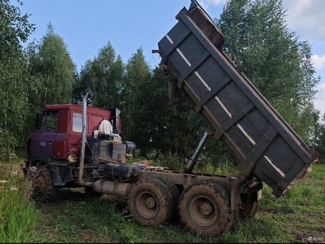 1992 Tatra T 815, красный, 610000 рублей, вид 4
