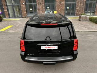 2016 Chevrolet Tahoe IV, чёрный, 2990000 рублей, вид 4