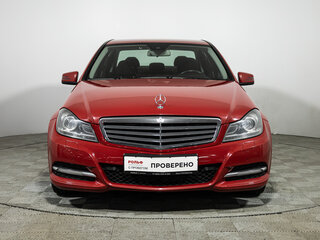2011 Mercedes-Benz C-Класс 180 BlueEFFICIENCY III (W204) Рестайлинг, красный, 1167210 рублей, вид 2