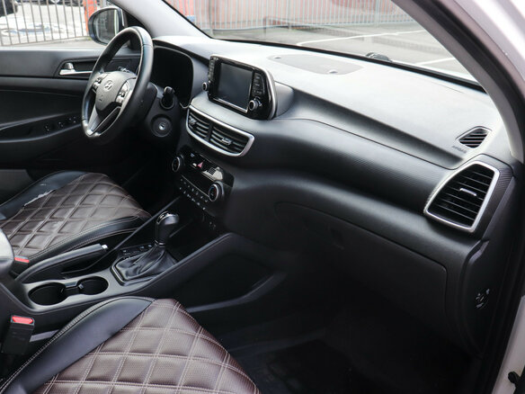 2019 Hyundai Tucson III Рестайлинг, белый, 2147000 рублей - вид 7