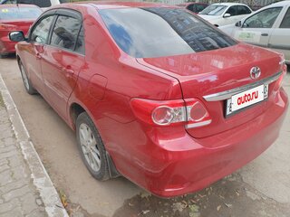 2011 Toyota Corolla X (E140, E150) Рестайлинг, красный, 890000 рублей, вид 4