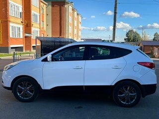 2015 Hyundai ix35 I Рестайлинг, белый, 1550000 рублей, вид 3