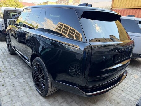 2026 Land Rover Range Rover D350 MHEV V, чёрный, 24690000 рублей, вид 4