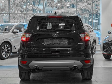 2017 Ford Kuga II Рестайлинг, чёрный, 1399000 рублей, вид 5